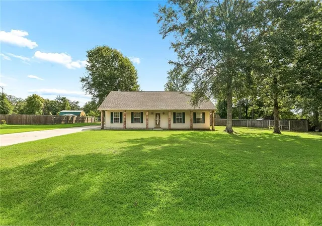 Photo 1 of Single family home for sale at 53442 Rock Ridge Dr, Loranger, LA 70446 | MLS# 2575070 | Listing updated on 2026-09-19