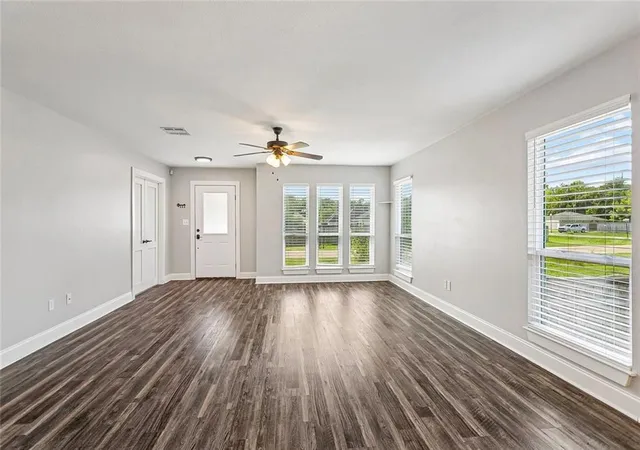 Photo 2 of Single family home for sale at 22167 Moss St, Ponchatoula, LA 70454 | MLS# 2575275 | Listing updated on 2026-09-17
