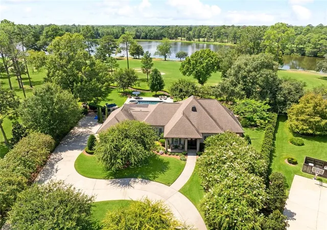 Photo 1 of Single family home for sale at 600 Northwoods Dr, Abita Springs, LA 70420 | MLS# 2575036 | Listing updated on 2026-09-04