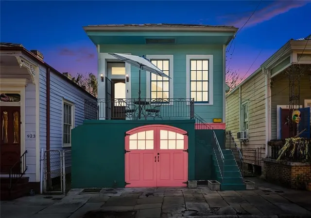 Photo 2 of Single family home for sale at 921 Clouet St, New Orleans, LA 70117 | MLS# 2575736 | Listing updated on 2026-10-02