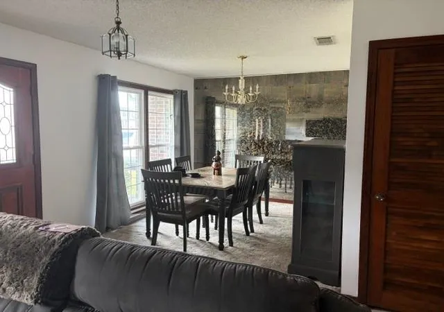 Photo 3 of Single family home for sale at 673 Oakwood Dr, Terrytown, LA 70056 | MLS# 2575861 | Listing updated on 2026-09-19