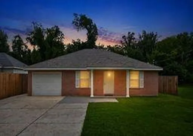 Single family home for sale at 556 Magnolia Ave, La Place, LA 70068 | MLS# 2575694