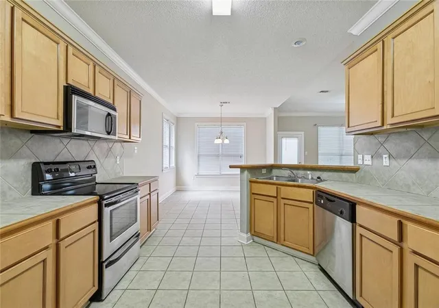 Photo 4 of Single family home for sale at 2140 2nd Street, Mandeville, LA 70471 | MLS# 2575337 | Listing updated on 2026-09-07