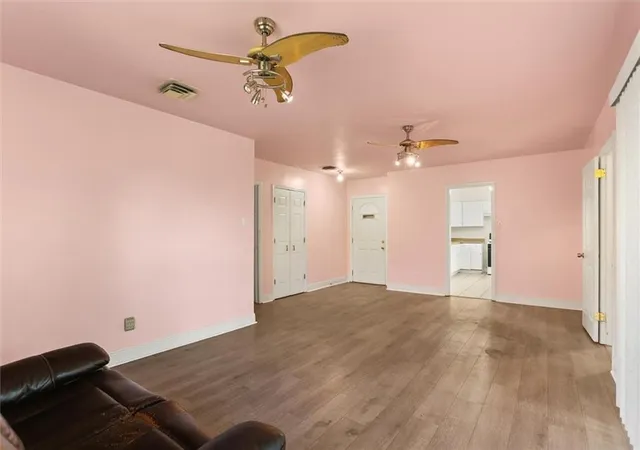 Photo 3 of Single family home for sale at 1812 Airline Park Blvd, Metairie, LA 70003 | MLS# 2575703 | Listing updated on 2026-09-21