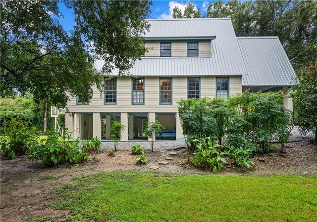 Photo 1 of Single family home for sale at 2744 South St, Mandeville, LA 70448 | MLS# 2574911 | Listing updated on 2026-09-15
