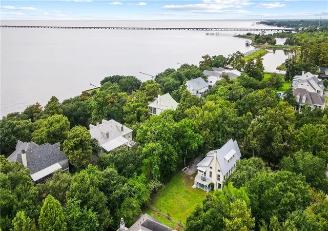 Photo 2 of Single family home for sale at 2744 South St, Mandeville, LA 70448 | MLS# 2574911 | Listing updated on 2026-09-15