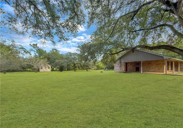 Photo 4 of Sale Pending at 70226 Tee Bourg Ln, Mandeville, LA 70471 | MLS# 2575910 | Listing updated on 2026-09-09