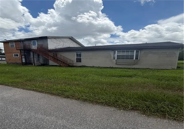 Photo 2 of Sale Pending at 1326 Causeway Blvd, Jefferson, LA 70121 | MLS# 2575959 | Listing updated on 2026-09-28