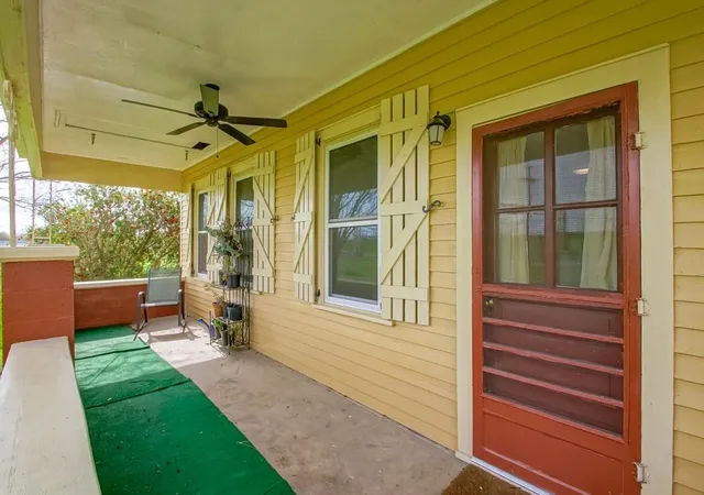 Photo 3 of Single family home for sale at 12563 River Rd, Luling, LA 70070 | MLS# 2575982 | Listing updated on 2026-09-07
