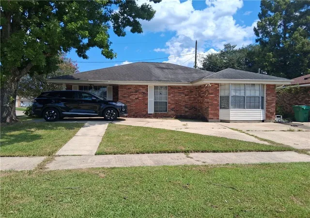 Photo 1 of Single family home for sale at 1948 Williamsburg Dr, La Place, LA 70068 | MLS# 2572608 | Listing updated on 2026-09-07