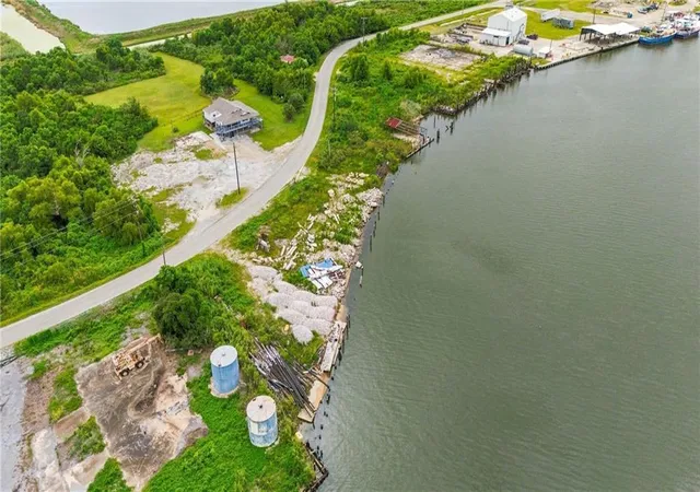 Photo 3 of Land for sale at 9130 Grand Caillou Rd, Dulac, LA 70353 | MLS# 2576014 | Listing updated on 2026-09-07