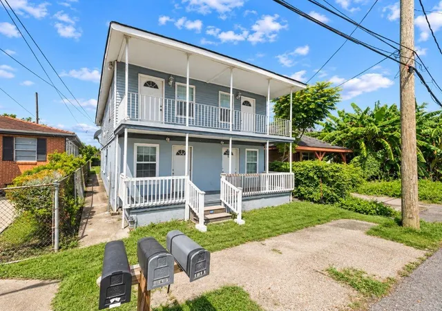 Photo 2 of Multi family home for sale at 1626 28 Katlan St, Metairie, LA 70001 | MLS# 2575915 | Listing updated on 2026-09-17