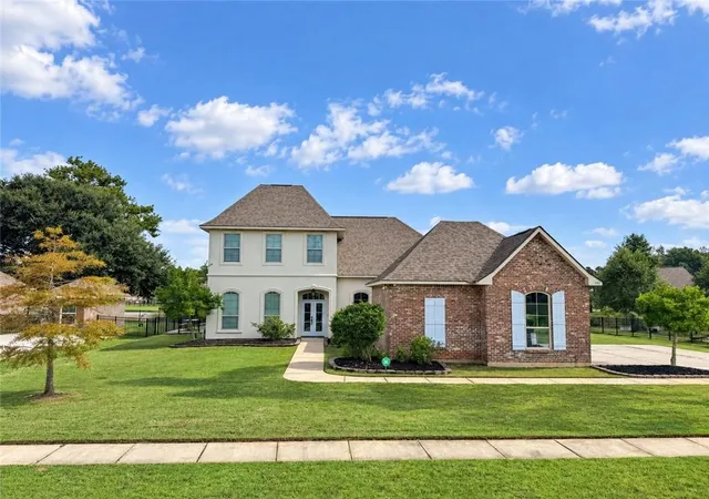 Photo 1 of Single family home for sale at 362 Saw Grass Loop, Covington, LA 70435 | MLS# 2575987 | Listing updated on 2026-09-07