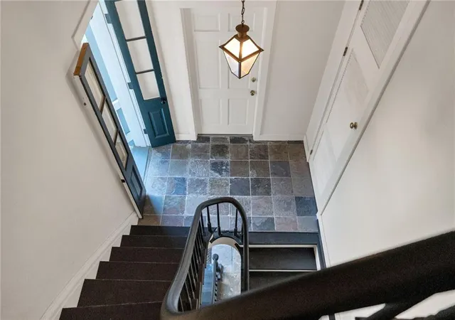 Photo 3 of Condo for sale at 415 Burgundy St #3A, New Orleans, LA 70112 | MLS# 2575433 | Listing updated on 2026-10-03