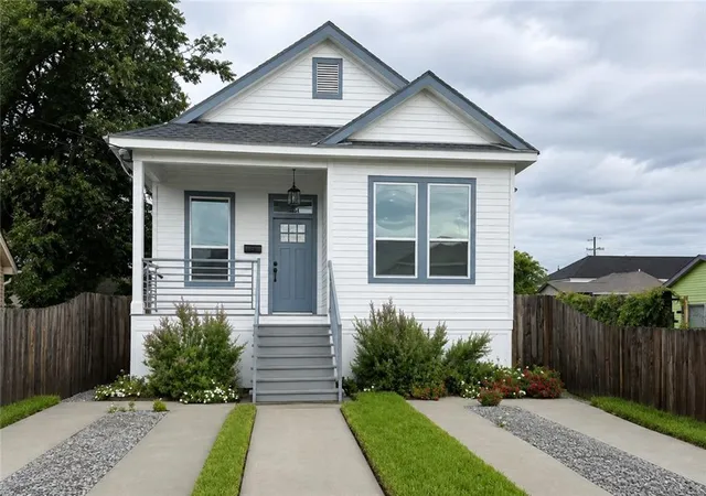 Photo 1 of Single family home for sale at 3414 Monroe St, New Orleans, LA 70118 | MLS# 2575997 | Listing updated on 2026-09-08