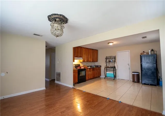 Photo 3 of Single family home for sale at 117 Felicia Dr, Avondale, LA 70094 | MLS# 2575718 | Listing updated on 2026-09-08