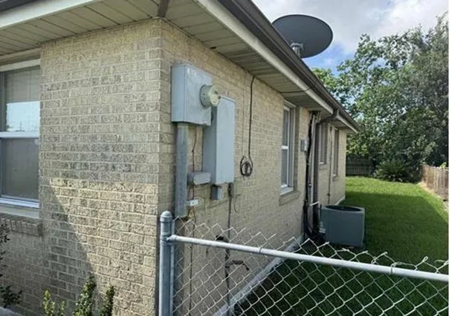 Single family home for sale at 204 W Prosper St, Chalmette, LA 70043 | MLS# 2575495 | Listing updated on 2026-10-02