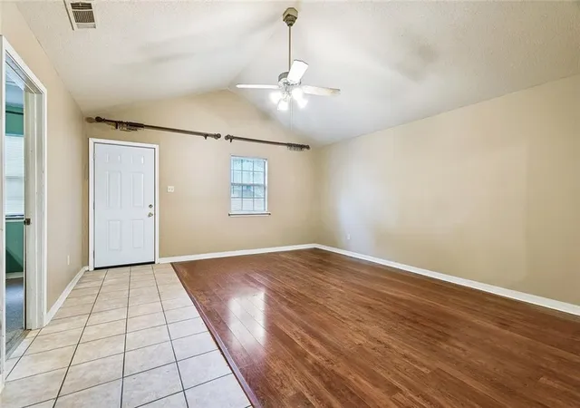 Photo 3 of Single family home for sale at 2022 Oriole St, Slidell, LA 70460 | MLS# 2576217 | Listing updated on 2026-10-07