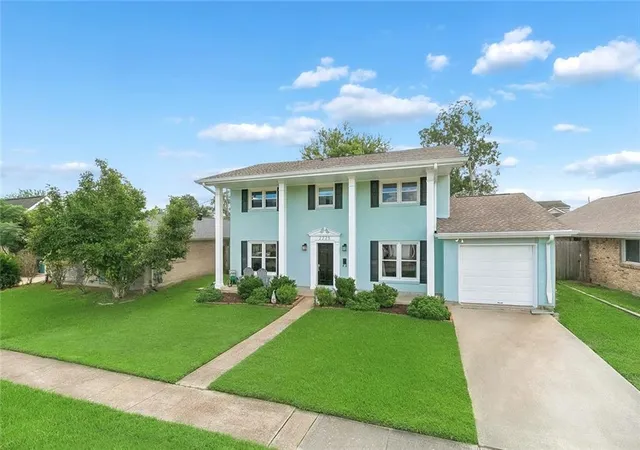 Photo 2 of Single family home for sale at 2225 Judith St, Metairie, LA 70003 | MLS# 2576016 | Listing updated on 2026-09-12