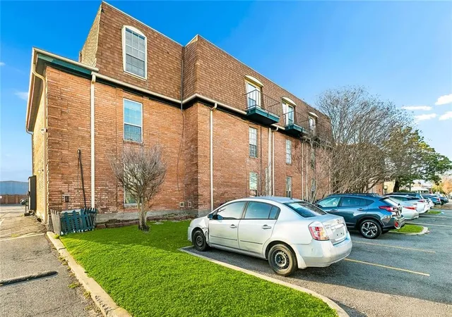 Condo for sale at 3126 Edenborn Ave #616, Metairie, LA 70002 | MLS# 2576102