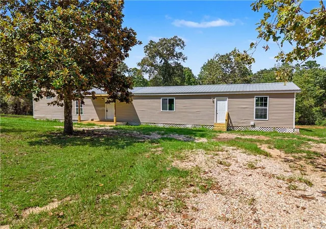 Photo 3 of Single family home for sale at 43721 Heidelberg Rd, Franklinton, LA 70438 | MLS# 2576086 | Listing updated on 2026-09-09
