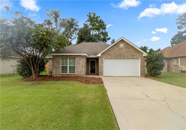 Single family home for sale at 17475 Milan Dr, Hammond, LA 70403 | MLS# 2576199
