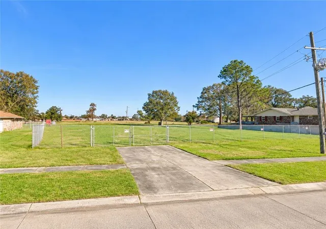 Land for sale at 2220 Colombo Dr, Harvey, LA 70058 | MLS# 2576253