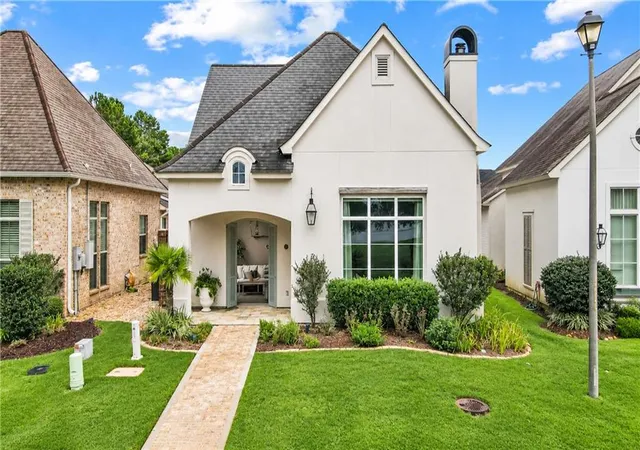 Photo 1 of Single family home for sale at 705 S Corniche Du Lac, Covington, LA 70433 | MLS# 2576238 | Listing updated on 2026-09-20