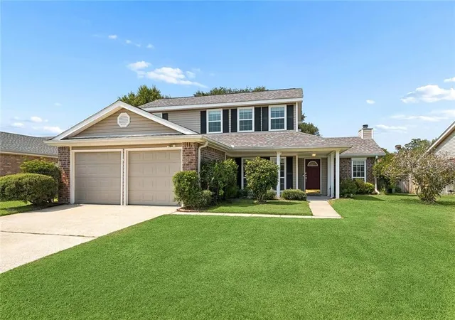 Photo 1 of Single family home for sale at 116 Silverwood Dr, Slidell, LA 70461 | MLS# 2575773 | Listing updated on 2026-09-30