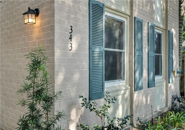 Photo 3 of Townhouse for sale at 343 Lake Ave, Metairie, LA 70005 | MLS# 2576297 | Listing updated on 2026-10-04
