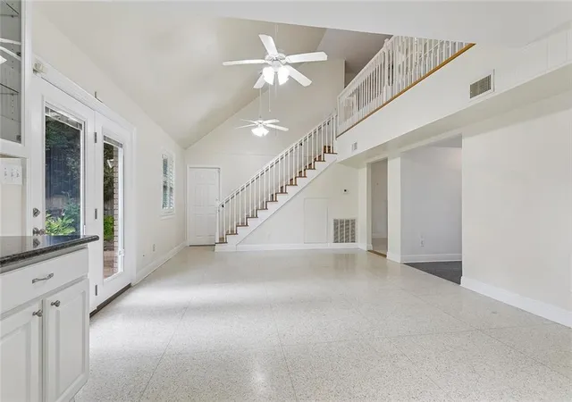 Photo 3 of Single family home for sale at 2804 Belmont Pl, Metairie, LA 70002 | MLS# 2576330 | Listing updated on 2026-10-03