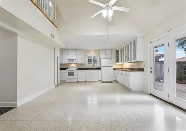 Photo 4 of Single family home for sale at 2804 Belmont Pl, Metairie, LA 70002 | MLS# 2576330 | Listing updated on 2026-10-03