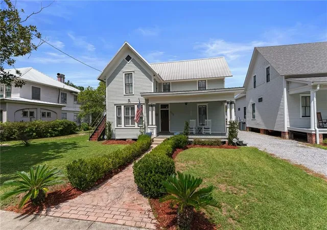 Photo 1 of Single family home for sale at 306 W Charles St, Hammond, LA 70401 | MLS# 2576049 | Listing updated on 2026-09-22