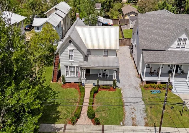 Photo 3 of Single family home for sale at 306 W Charles St, Hammond, LA 70401 | MLS# 2576049 | Listing updated on 2026-09-22