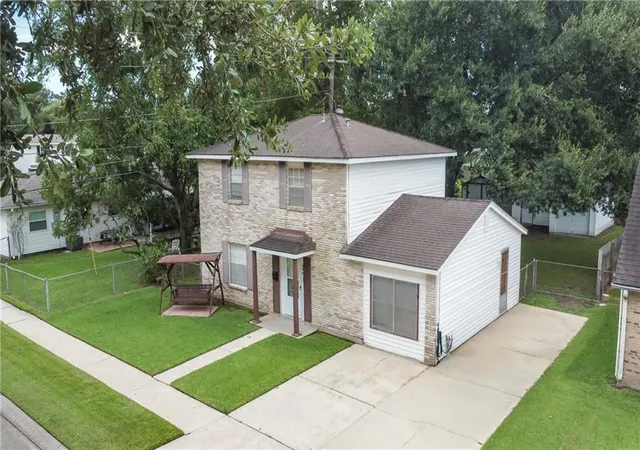 Photo 3 of Sale Pending at 444 Belle Alliance Dr, La Place, LA 70068 | MLS# 2576379 | Listing updated on 2026-09-22