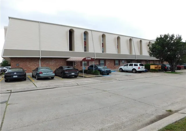 Condo for sale at 2500 Houma Blvd #308, Metairie, LA 70001 | MLS# 2576082