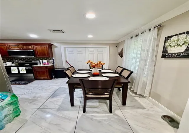 Photo 3 of Single family home for sale at 1522 Maplewood Dr, Harvey, LA 70058 | MLS# 2576472 | Listing updated on 2026-09-16