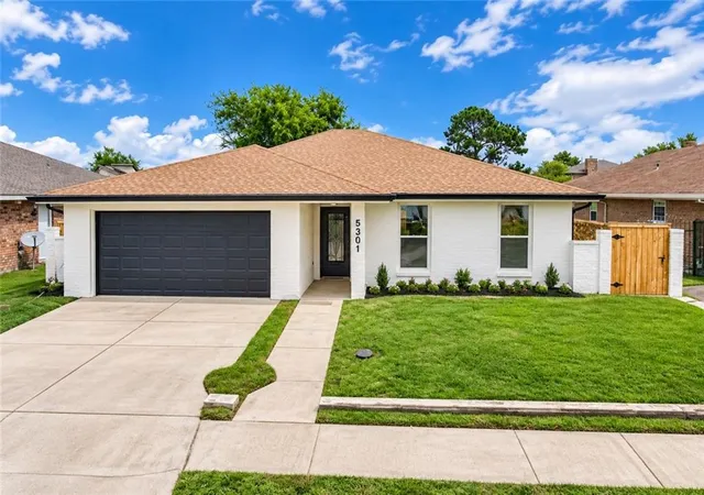 Photo 1 of Sale Pending at 5301 E Idlewood Ct, New Orleans, LA 70128 | MLS# 2576242 | Listing updated on 2026-10-07