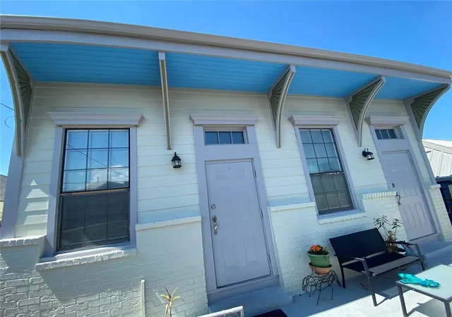 Photo 2 of Single family home for sale at 3523 Tchoupitoulas St, New Orleans, LA 70115 | MLS# 2576497 | Listing updated on 2026-09-10