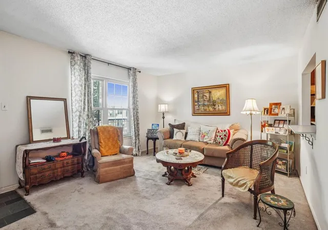 Photo 2 of Condo for sale at 2712 Whitney Pl #627, Metairie, LA 70002 | MLS# 2575716 | Listing updated on 2026-09-28