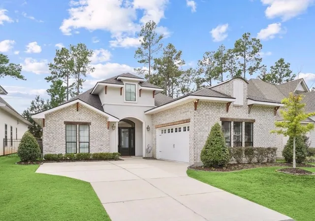 Photo 1 of Single family home for sale at 4032 Cypress Point Dr, Covington, LA 70433 | MLS# 2576312 | Listing updated on 2026-09-17