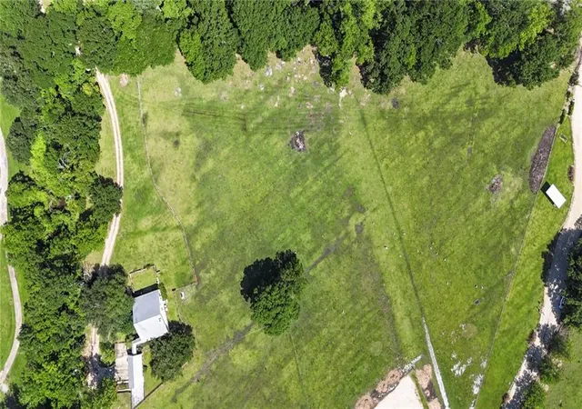 Photo 1 of Land for sale at Byp Paul Rd, St Gabriel, LA 70776 | MLS# 2576073 | Listing updated on 2026-09-21