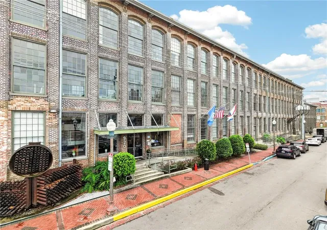 Photo 2 of Condo for sale at 920 Poeyfarre St #265, New Orleans, LA 70130 | MLS# 2576447 | Listing updated on 2026-09-10