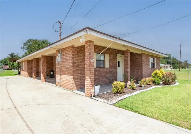 Photo 2 of Single family home for sale at 764 W 5th Street, La Place, LA 70068 | MLS# 2576385 | Listing updated on 2026-09-10