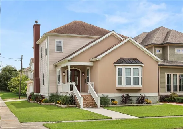 Photo 1 of Single family home for sale at 6131 W End Blvd, New Orleans, LA 70124 | MLS# 2576382 | Listing updated on 2026-09-26