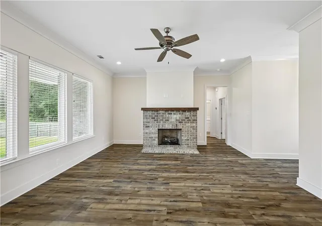 Photo 2 of Single family home for sale at 200 Hidden Crk Blvd, Covington, LA 70433 | MLS# 2576480 | Listing updated on 2026-09-17