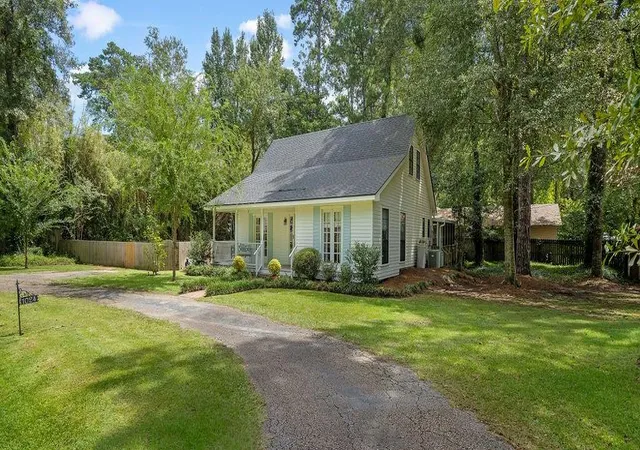 Photo 2 of Single family home for sale at 1024 S Filmore St, Covington, LA 70433 | MLS# 2576538 | Listing updated on 2026-09-18
