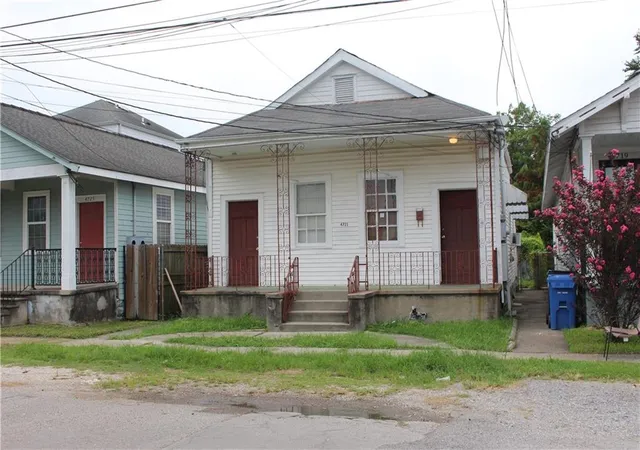 Photo 3 of Single family home for sale at 4721 Loyola Ave, New Orleans, LA 70115 | MLS# 2576599 | Listing updated on 2026-10-03