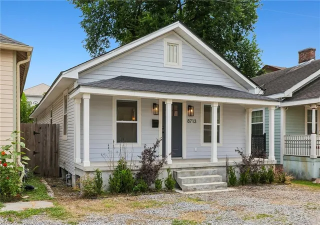 Photo 2 of Single family home for sale at 8713 Cohn St, New Orleans, LA 70118 | MLS# 2576636 | Listing updated on 2026-09-29