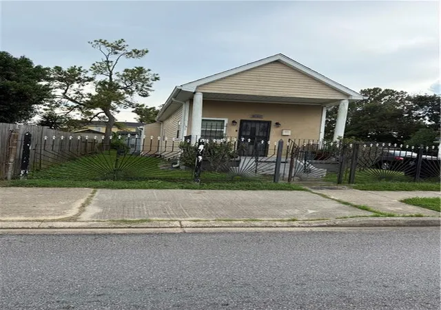 Photo 1 of Sale Pending at 3136 N Galvez St, New Orleans, LA 70117 | MLS# 2576678 | Listing updated on 2026-10-06